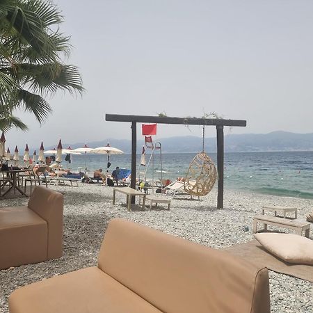 Loft Magna Grecia Reggio Calabria Centro Storico A 3 Minuti A Piedi Dal Mare Lägenhet Exteriör bild