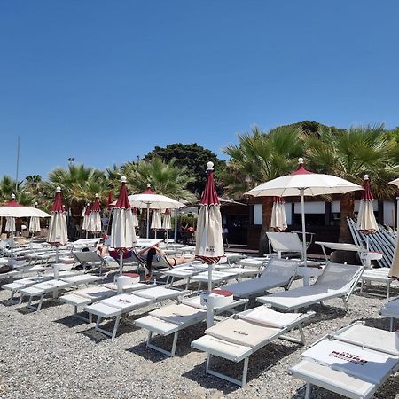 Loft Magna Grecia Reggio Calabria Centro Storico A 3 Minuti A Piedi Dal Mare Lägenhet Exteriör bild