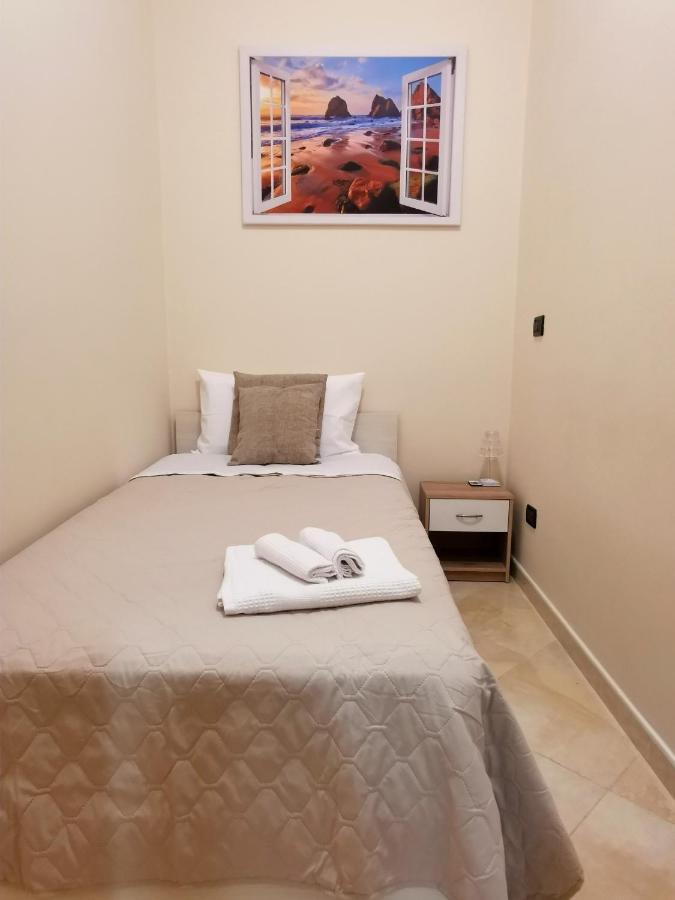 Loft Magna Grecia Reggio Calabria Centro Storico A 3 Minuti A Piedi Dal Mare Lägenhet Exteriör bild