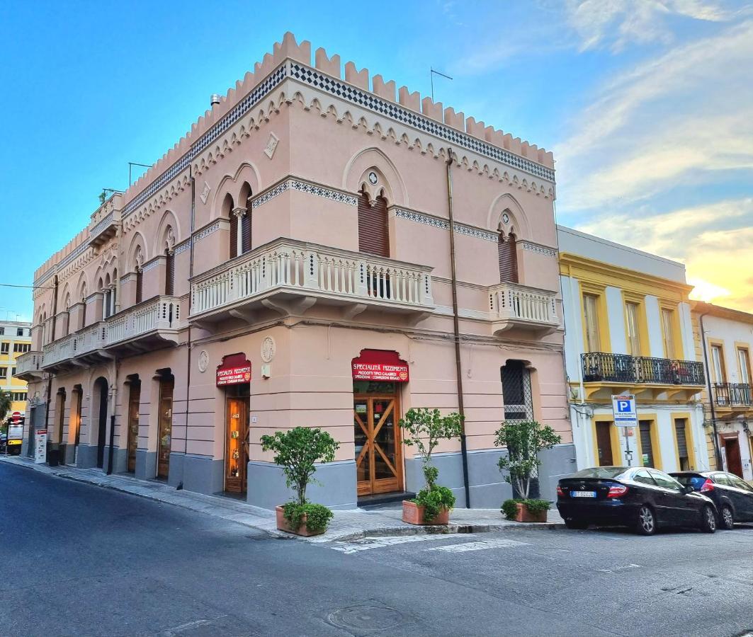 Loft Magna Grecia Reggio Calabria Centro Storico A 3 Minuti A Piedi Dal Mare Lägenhet Exteriör bild