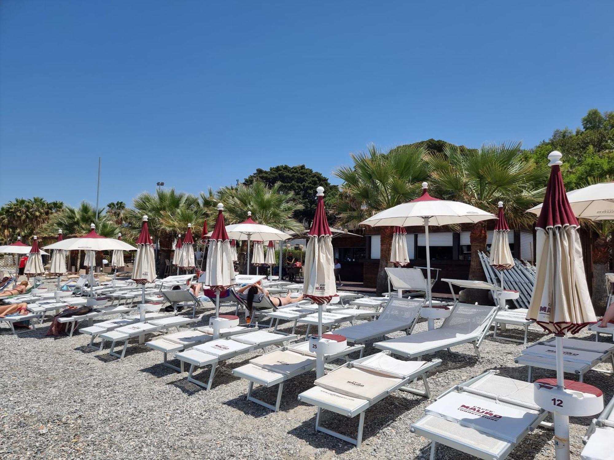 Loft Magna Grecia Reggio Calabria Centro Storico A 3 Minuti A Piedi Dal Mare Lägenhet Exteriör bild